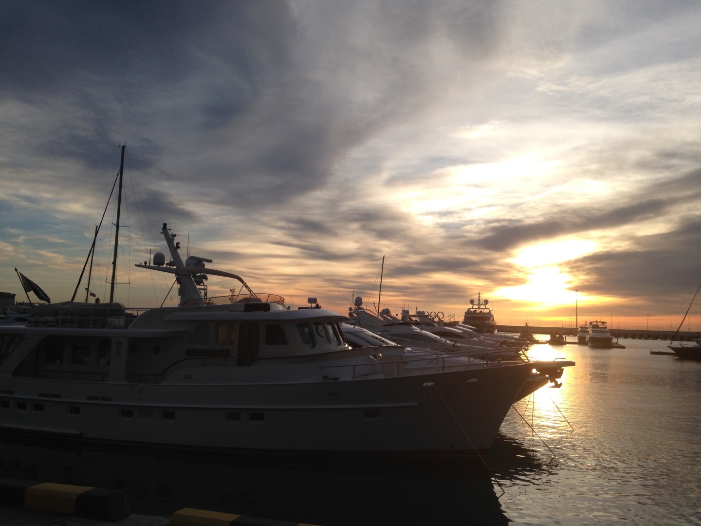 Вам нравится наблюдать за закатами?