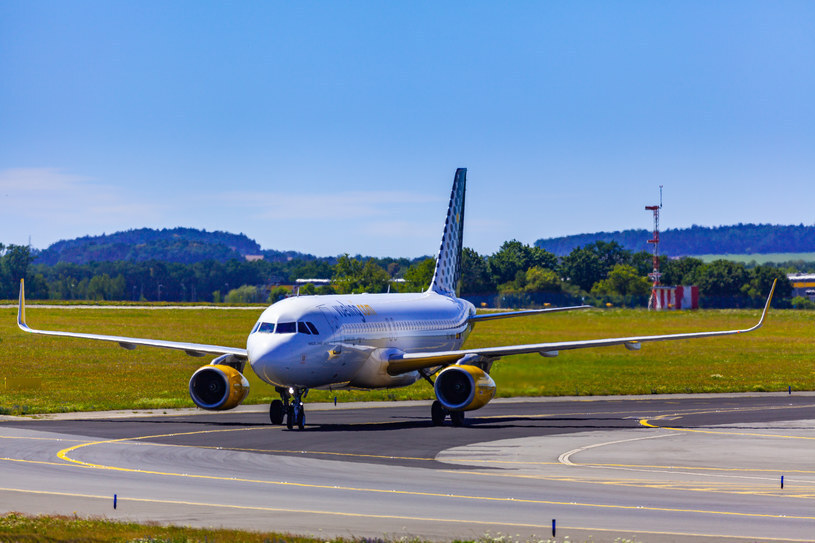 Я встаю, я выхожу! Пилот оставил пассажиров в горящем самолете