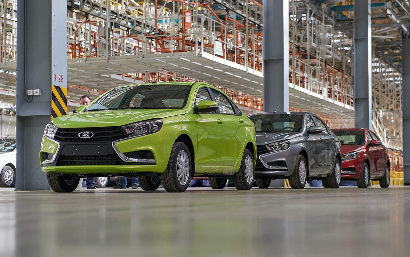 Lada Vesta теперь будет производиться не в Ижевске, а в Тольятти... А зачем?