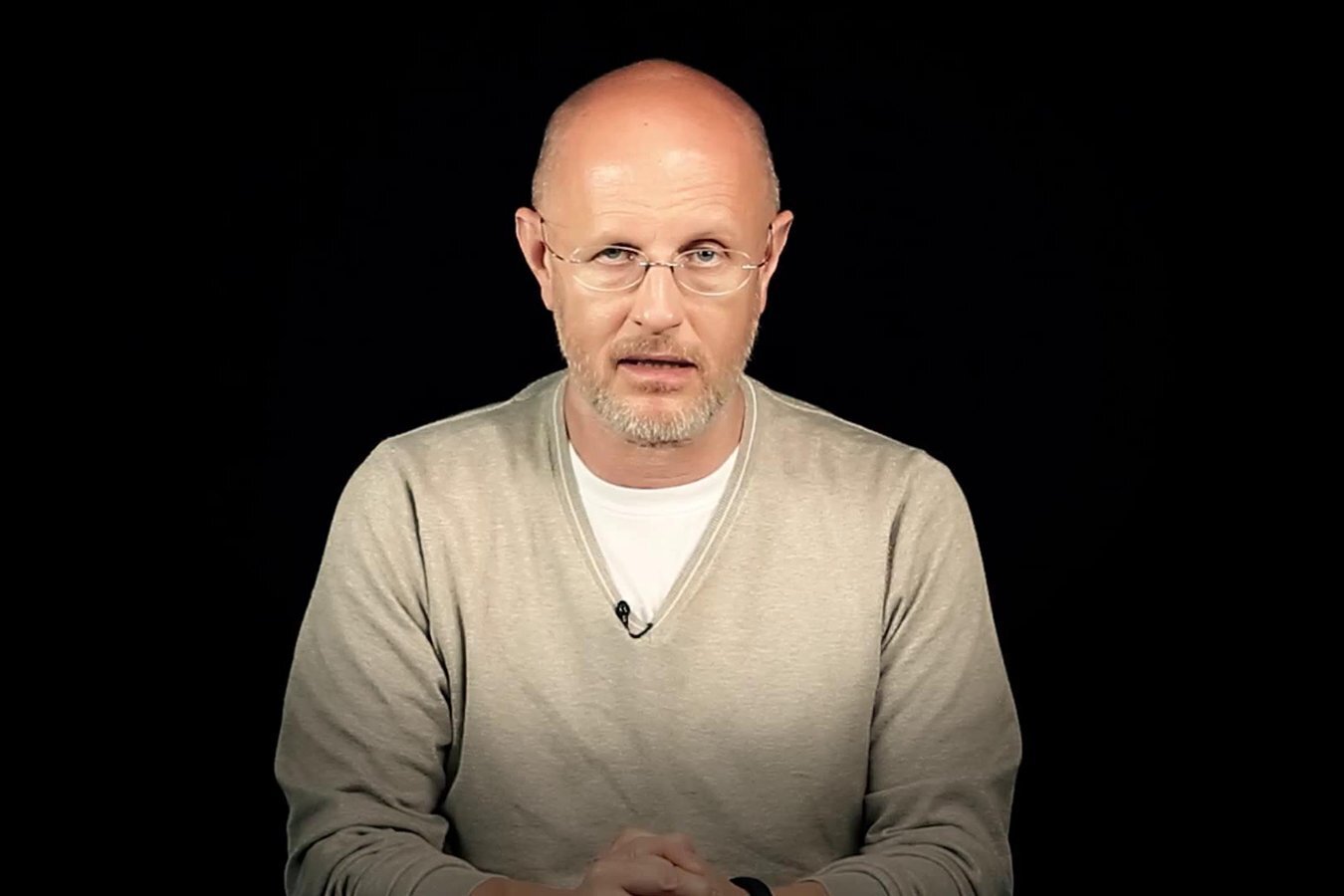 Сводка 5.08.2022. Магазины для избранных: в Россию вернулась практика советских «Березок» | Google объяснил причину блокировки Ютюб-канала Гоблина