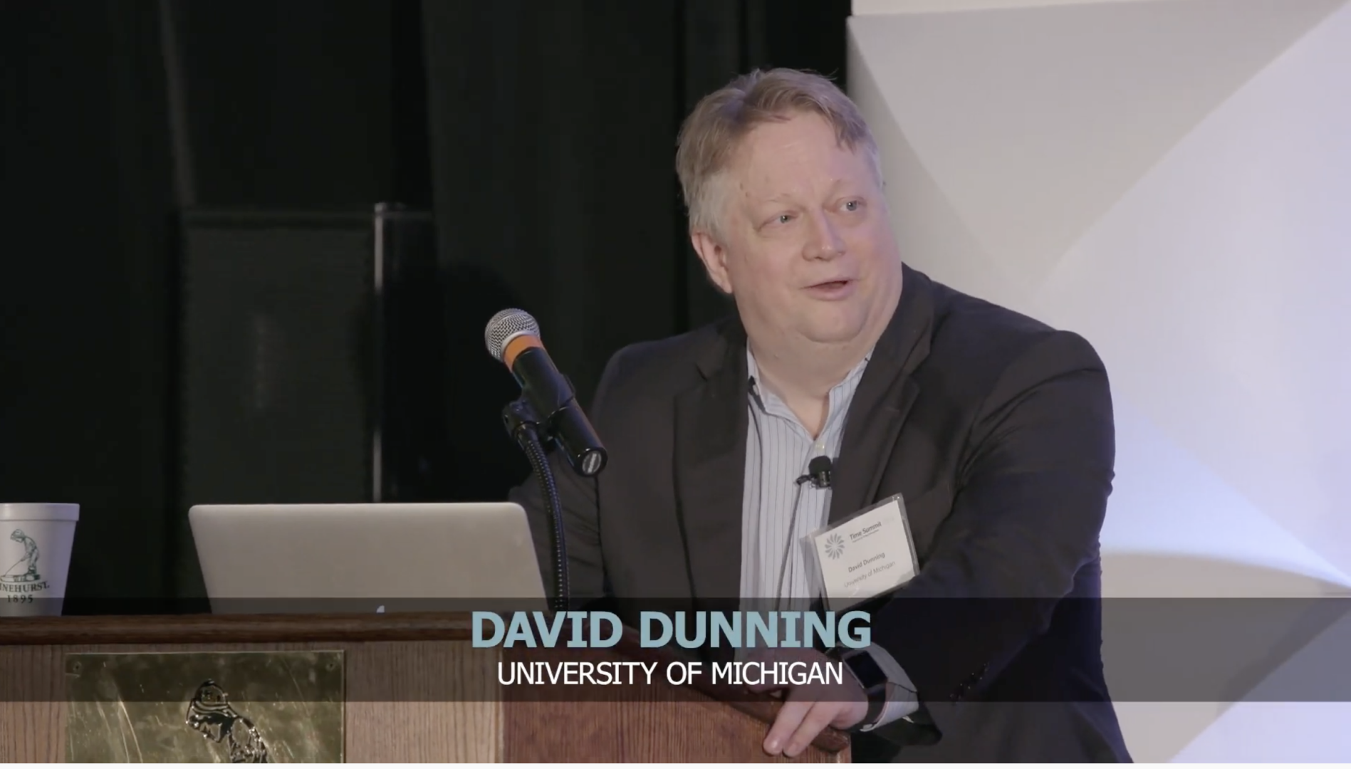 Эффект Даннинга-Крюгера: вот почему некомпетентные люди часто обладают наибольшей уверенностью в себе.