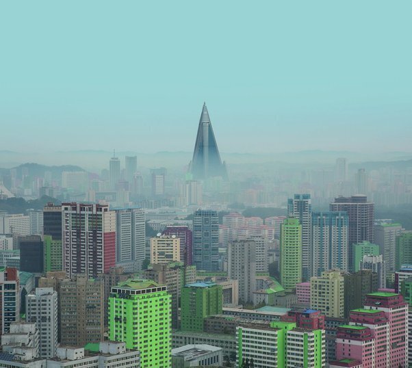 Когда-то Северная Корея была богаче Южной Кореи. Северная Корея была одной из самых богатых стран Азии. Поверите ли в это?