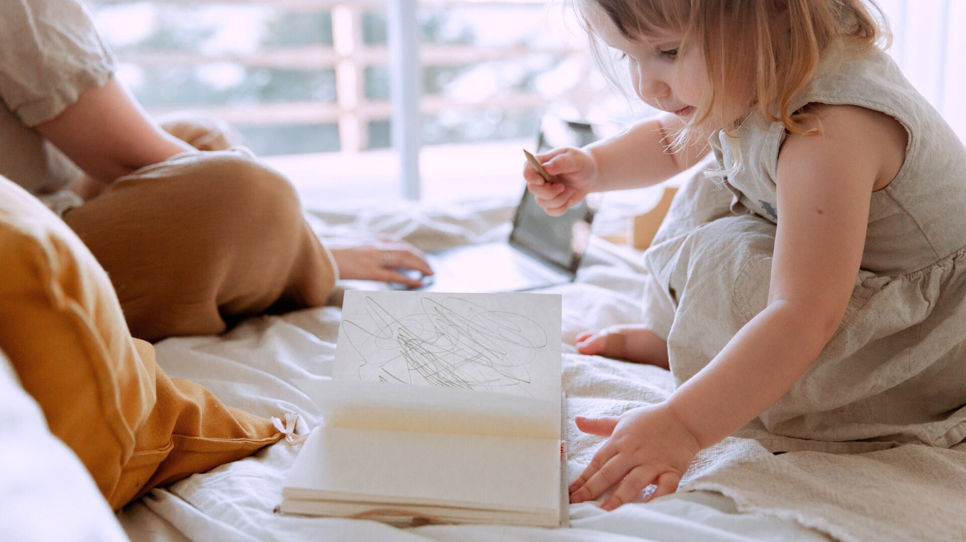 Как заставить маму тратить алименты на ребёнка?