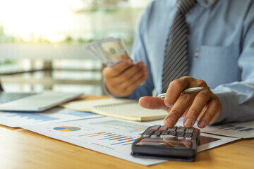 Даете деньги взаймы? Могут ли признать такую деятельность незаконной предпринимательской? Что об этом думает Верховный суд РФ