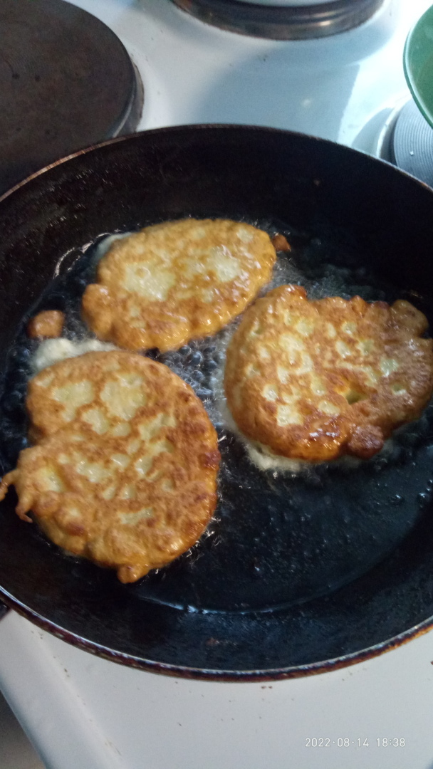 Самые вкусные оладьи из кабачков