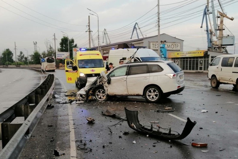 ДТП: что делать, на что обращать внимание, как не допустить искажения фактов, инструкция и порядок действий на месте ДТП при его оформлении.