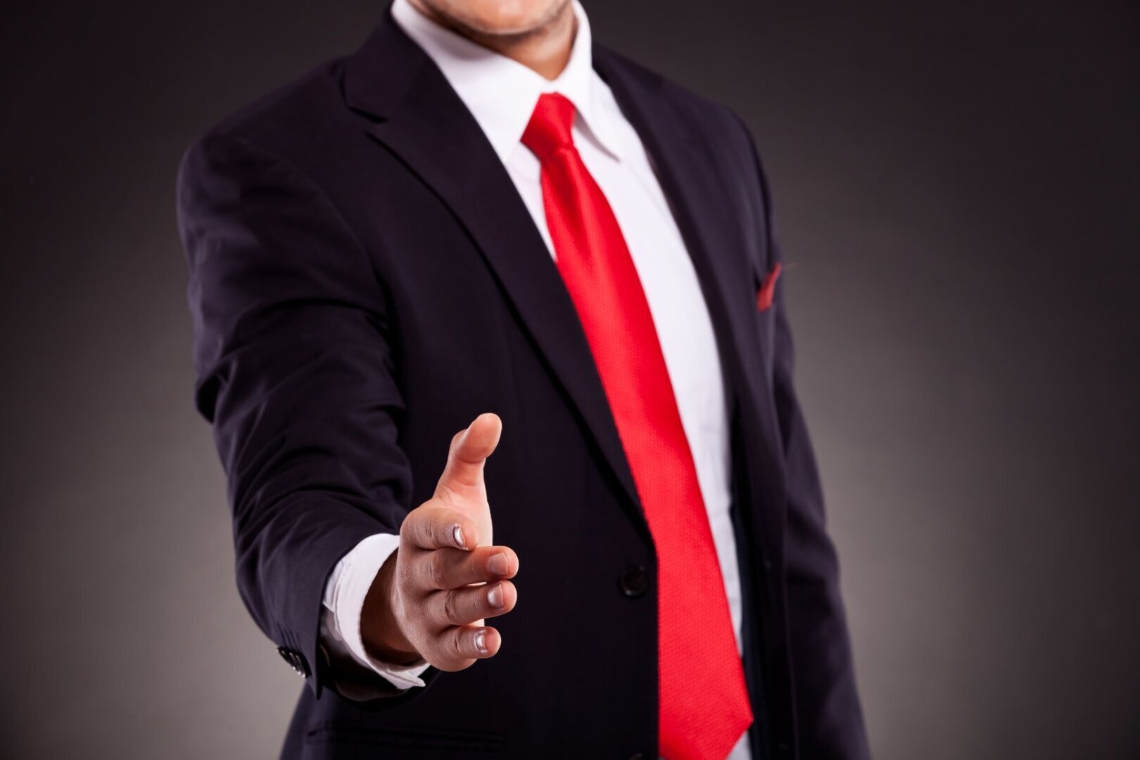 Какими критериями необходимо пользоваться при выборе представителя своих интересов в суде?