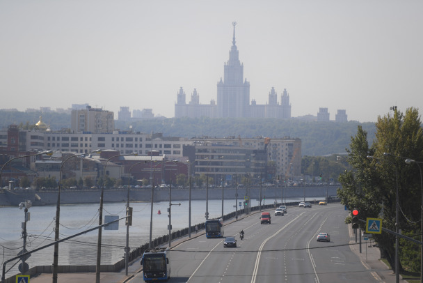 В Рязанской области уже несколько дней горят леса. Дым дошёл до Москвы. В чём проблема?