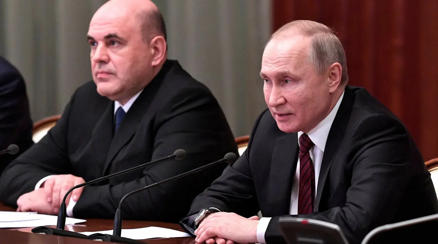 Пора от разговоров переходить к делу...