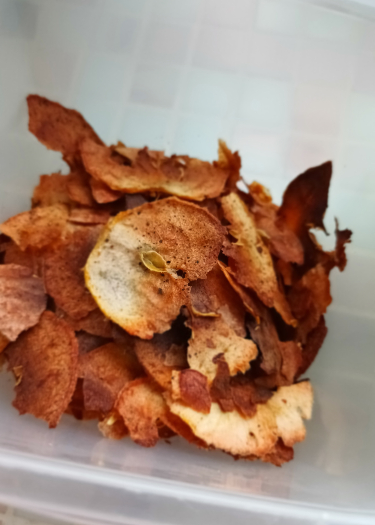 Яблочные чипсы. Мой личный эксперимент с несладкими вкусами.