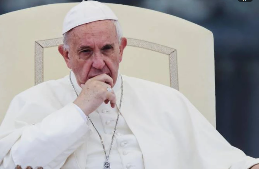 Папа Римский на «Миротворце» (не угодил Киеву).