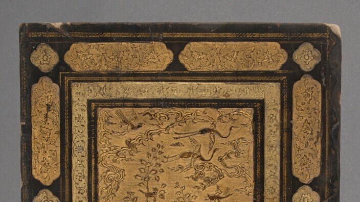 Виды кожи: от анилиновой до замши.