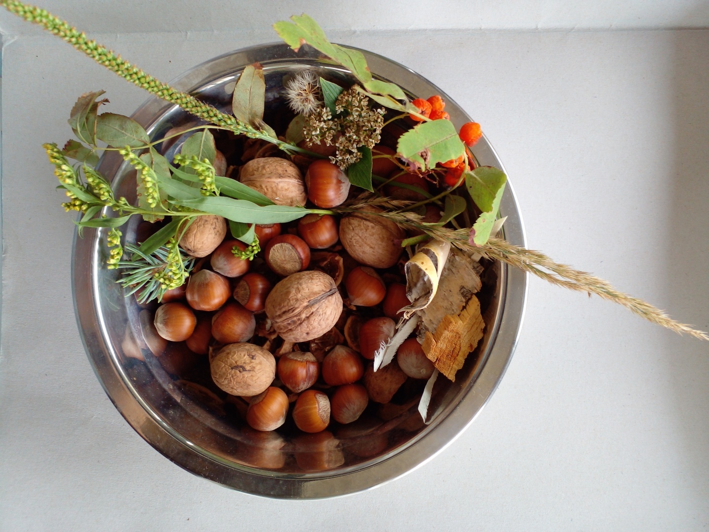 Вот, Вам, на орехи...!