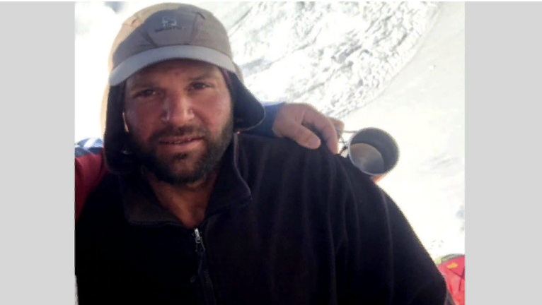 Два российских альпиниста погибли на пике Ленина