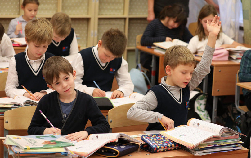 Дистант в школах в сентябре 2022 года: введут ли дистанционное обучение для школьников из-за новой волны ковида, где уже ввели? Комментарии Минздрава