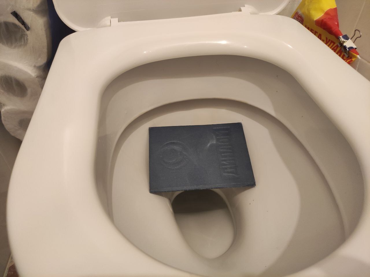 Почему диплому о высшем образовании место в уборной, а не в папке с документами