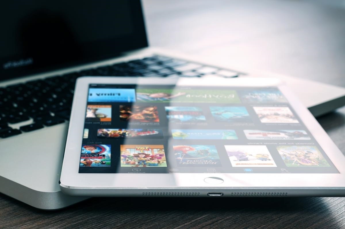 Из любой точки мира можно бесплатно пользоваться нейросетью, которая превращает текст в картинки