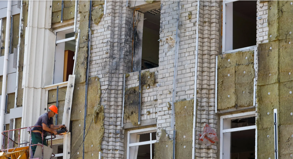 Украинская атомная станция отключена от сети после обстрела, разжигает пламя