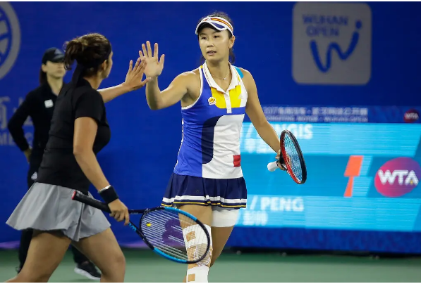 Борясь с насилием и цензурой, женщины в Китае становятся "невидимыми и отсутствующими"