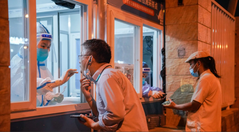 Привязка к нулевому Covid в Китае: нет простого выхода, несмотря на стоимость