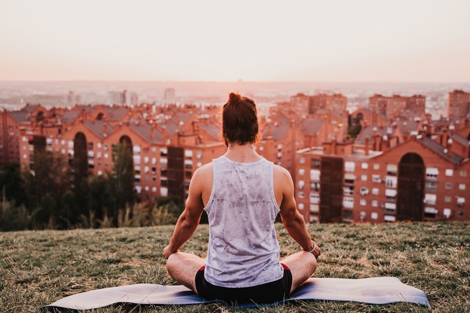 Душевное спокойствие — это прекрасное искусство, и его нелегко достичь. Но есть способы постепенно практиковать их.