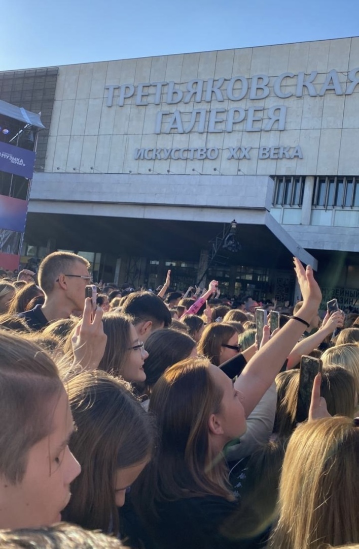 10 сентября. Как москвичи отгуляли свой первый день города. Неадекватность и аморальность молодежи