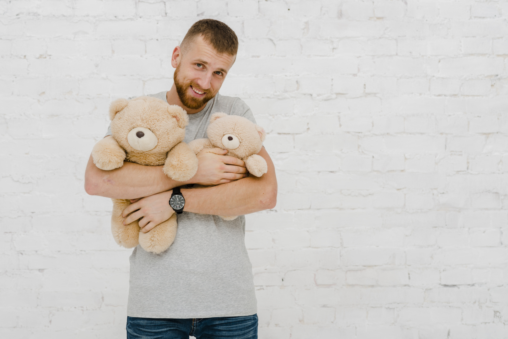 Мужчины-дети: откуда берутся и зачем они нужны?