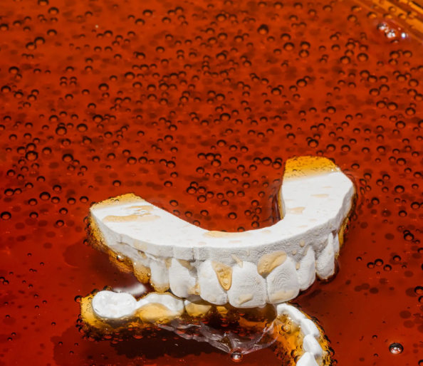 Худшие продукты и напитки для ваших зубов