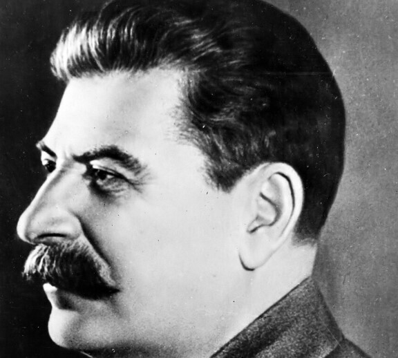 Необычные захоронения и могилы самых известных россиян