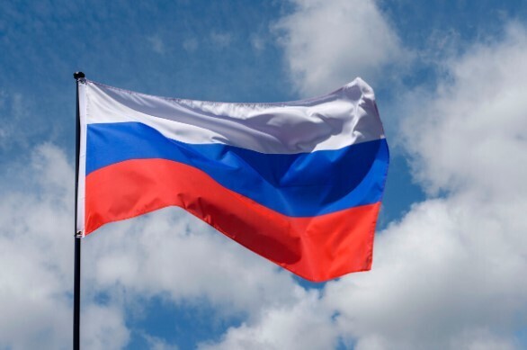 Почему флаги славянских стран похожи