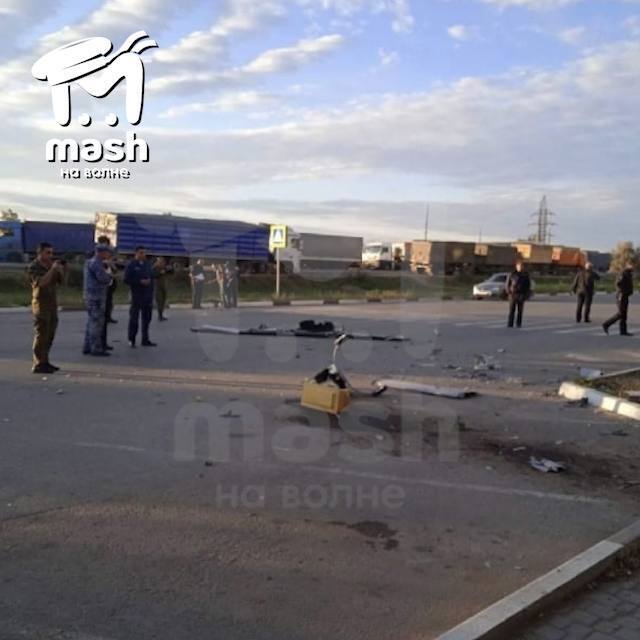 У нас в Северном Крыму над Джанкоем второй день балуются беспилотники