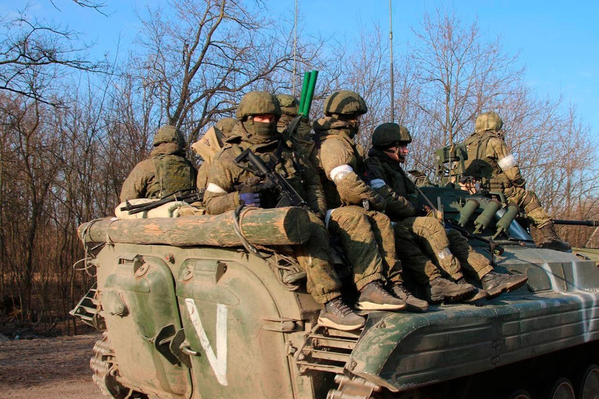 Российские войска. Российские военные на Украине. Российские военные не Украине. Спецоперация на Украине российские войска.