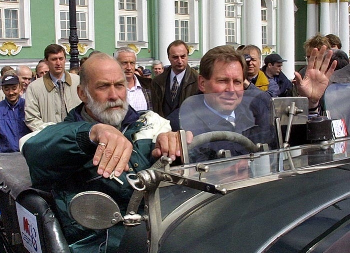 Корги-кафе на Севкабеле возобновило свою работу