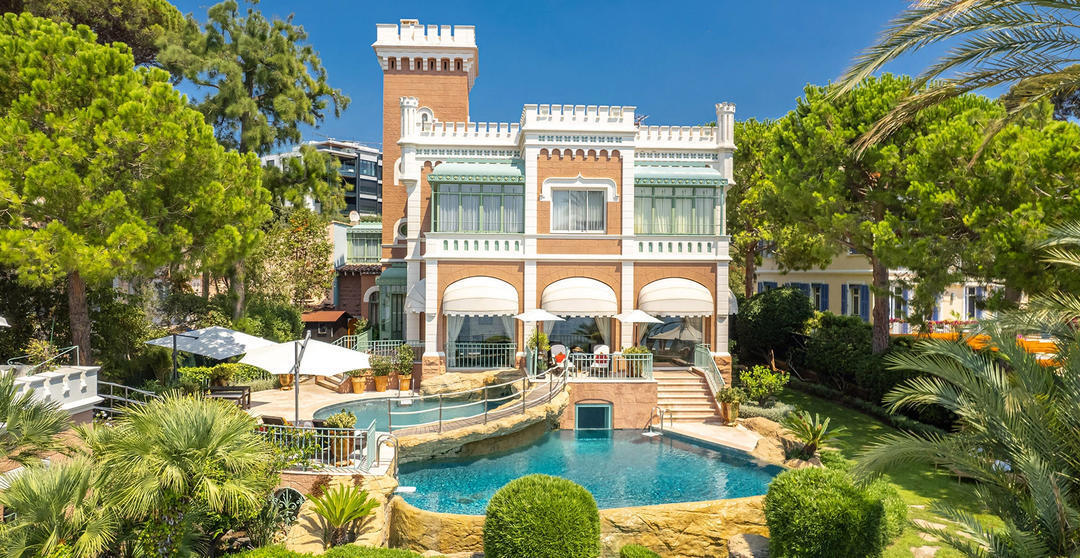 Во Франции продают виллу, где жил и работал Пикассо