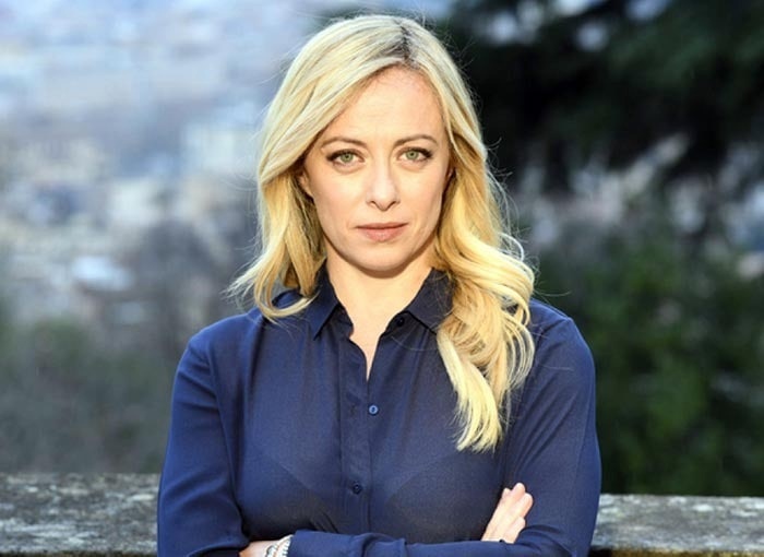 Италия отказывается от Западных ценностей.