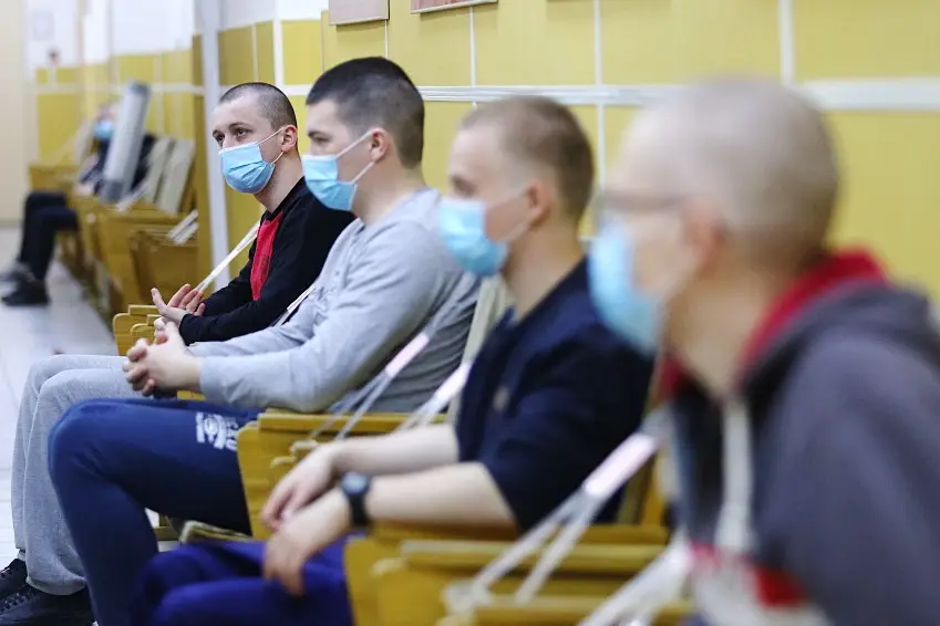 Сложные времена: Как справиться с тревогой. Что делать тем, у кого проблемы со здоровьем.