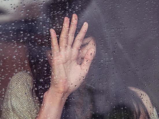 Потеря эмпатии – защитная реакция нашей психики: у них меньше перспектив, возможностей и они менее осторожны в плане сохранения собственной жизни