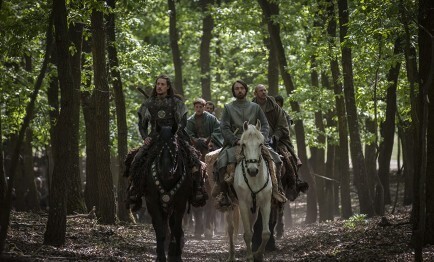 Последнее королевство, захватывающая сага о Великобритании.