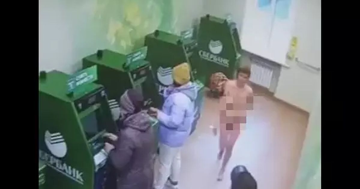 В Кемеровской области обнаженная дама шокировала окружающих