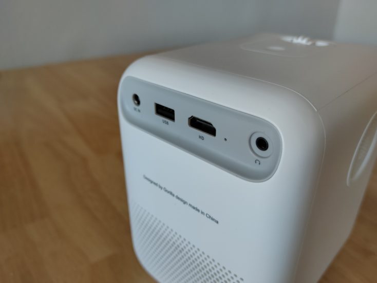 Wanbo T2 Max – светодиодный проектор Full HD за $ 152.99 / £ 128.19 / 150,60 €