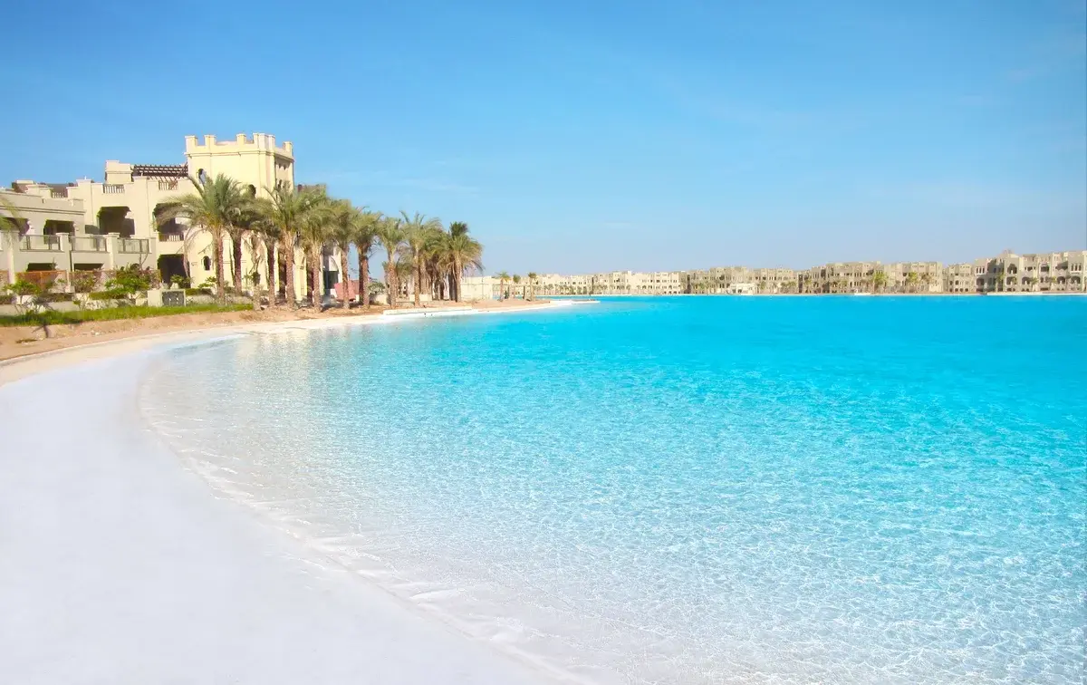 6 самых больших бассейнов в мире, размеры которых поражают воображение