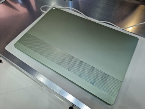 На выставке IFA был представлен TECNO MEGABOOK T1 с аккумулятором мощностью 70 Втч и зарядным устройством GaN