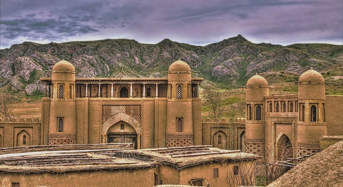 Псевдоисторическая красота дикого востока