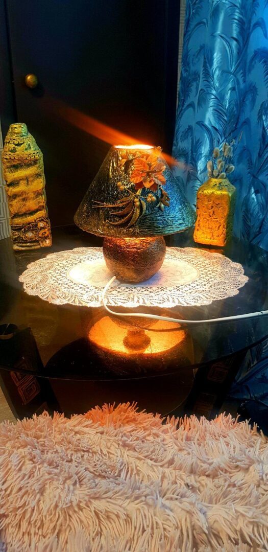 Торшер своими руками... из туалетной бумаги