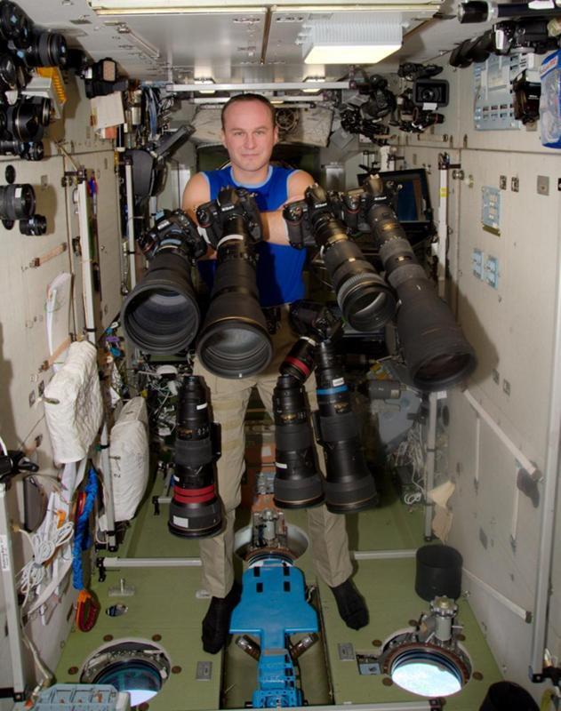 Плоская Земля: кривой горизонт не выпрямишь, зато прямой можно выгнуть