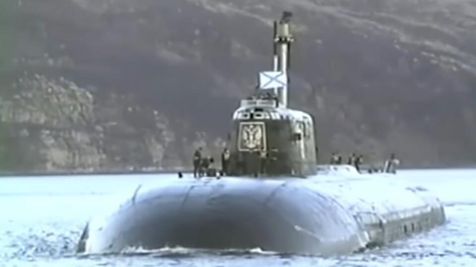 Подводная лодка в живую. Подводная лодка сейчас Россия. С-51 подводная лодка. Затонувшие подводные лодки.