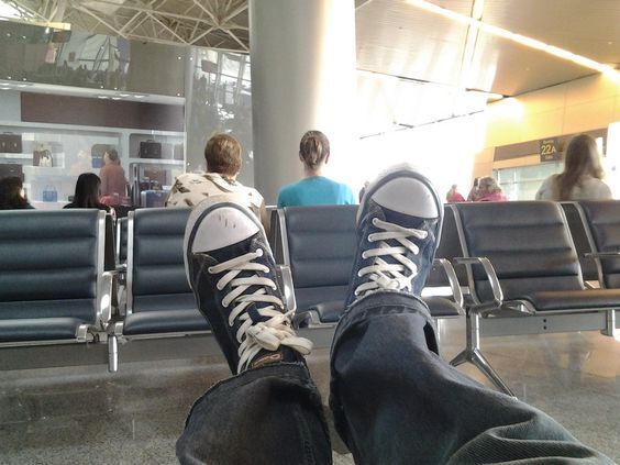 Можно ли выехать за границу во время частичной мобилизации? Как получить справку для выезда из военкомата?