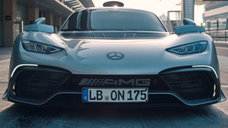 Mercedes-AMG One: Одна машина за 3,2 миллиона евро (Видео)