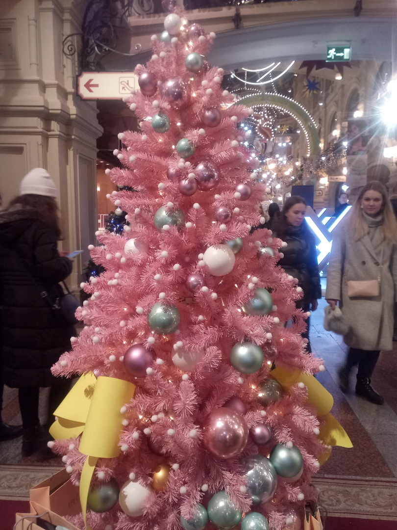 Гуляем по ГУМу и мечтаем о зимней сказке
