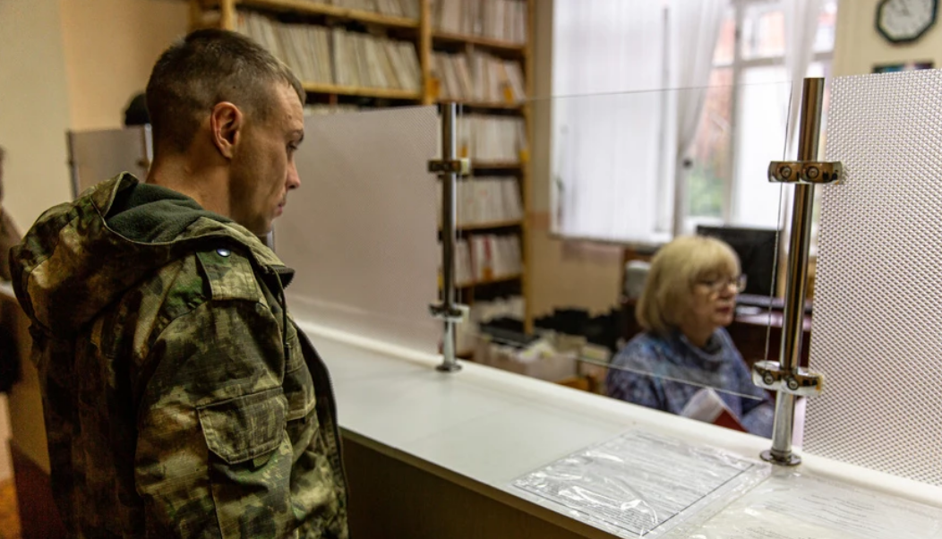 Что делать, если повестка в военкомат пришла по WhatsApp: это законно или нет? Нужно ли идти в военкомат или нет?